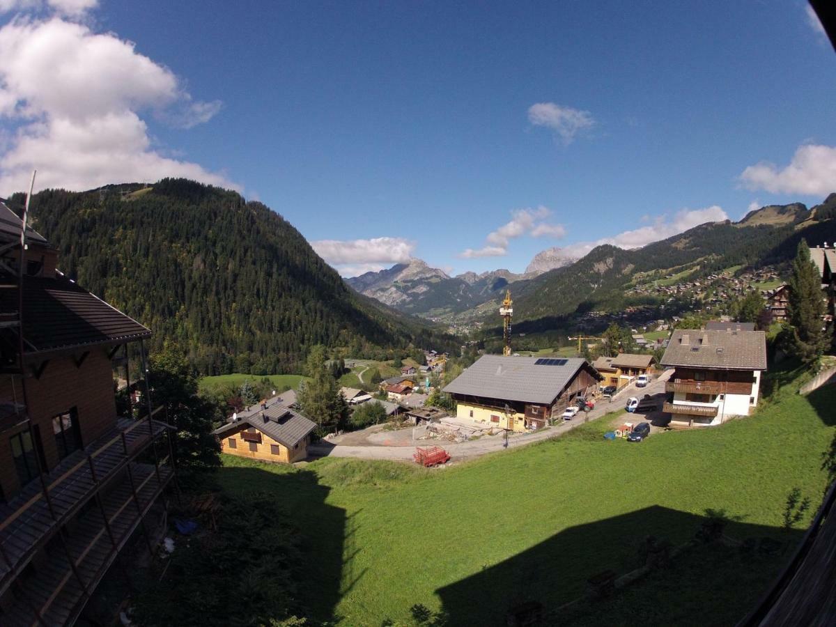 Central Hostel Chatel Exterior photo